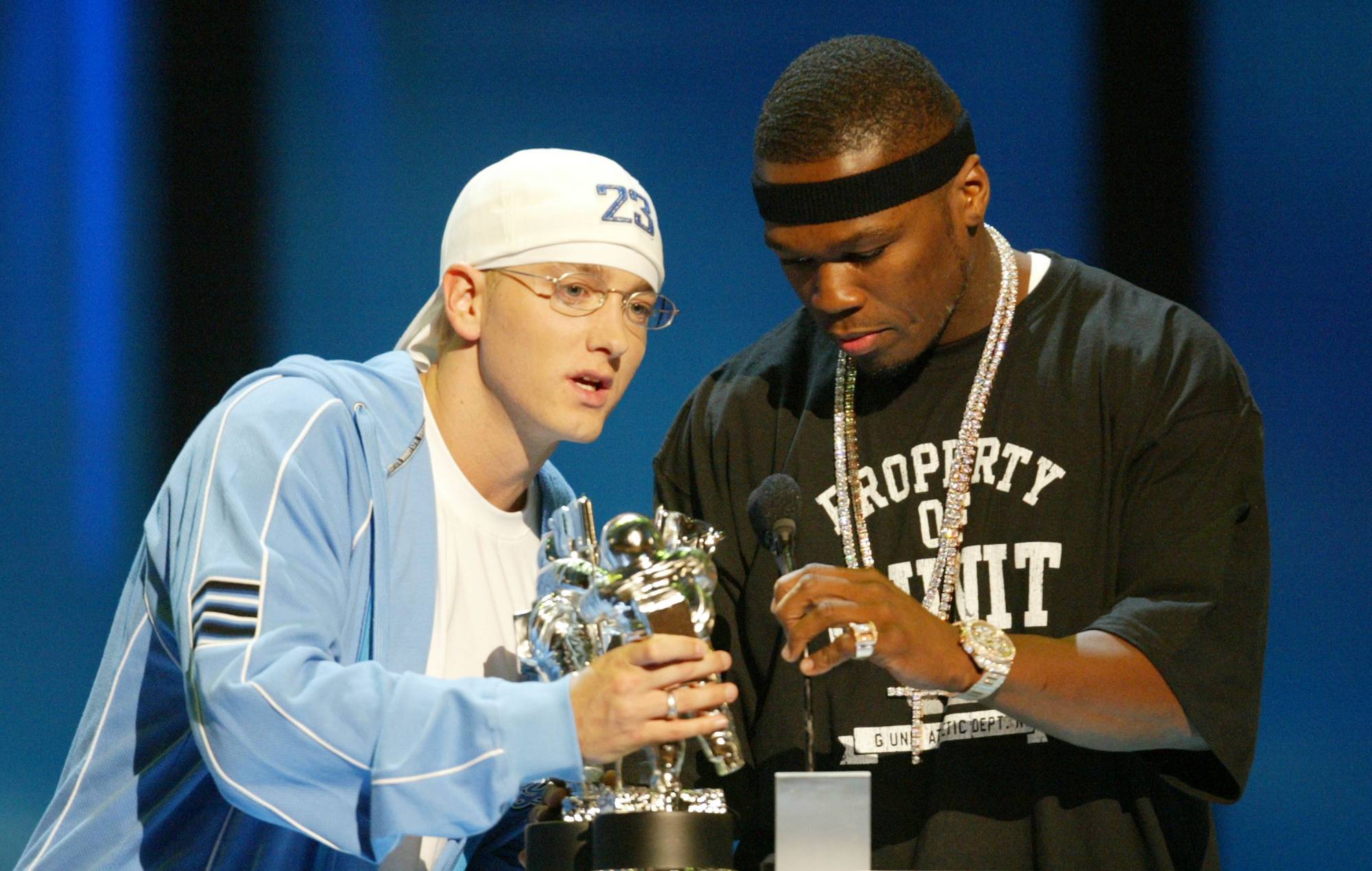 Eminem and 50 Cent accept the award for Best Rap Video at the 2003 MTV Video Music Awards (Photo by Kevin Kane/WireImage)